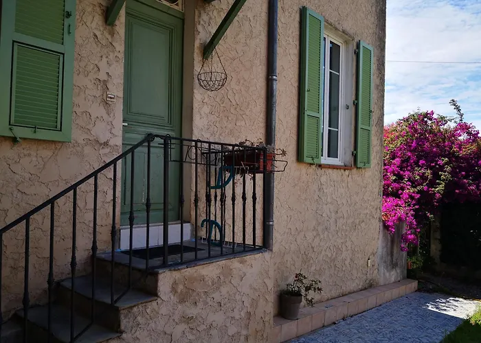 Studio Dans Villa A Nice Ouest